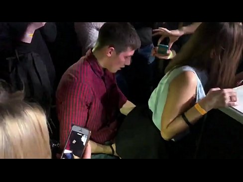 ❤️ Tinuod nga sekso sa usa ka nightclub sa Russia. Ang 18-anyos nga Ruso nga babaye sa anus ug puwerta nakighilawas sa usa ka nightclub ️ super porn sa pornograpiya ceb.hentai-id-tv.ru ☑